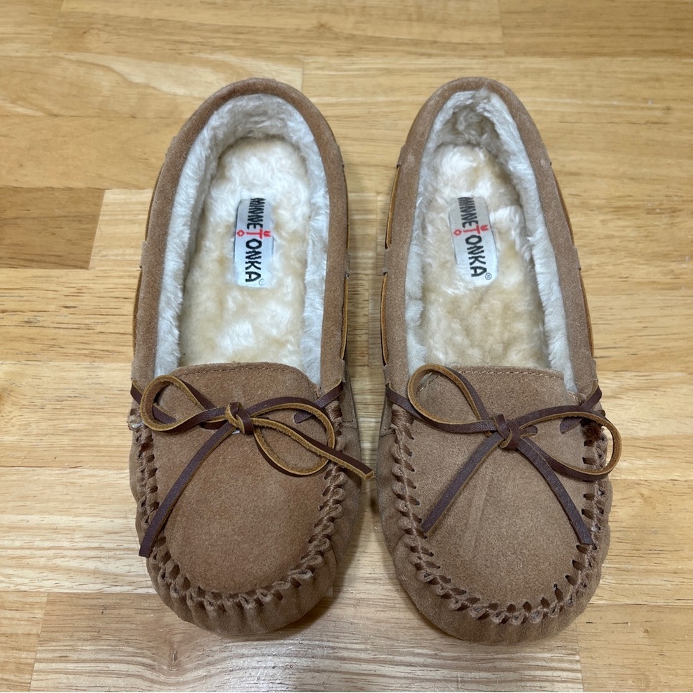 Minnetonka Women's Cally Slipper Moccasin Suede Faux Fur Size 8 M Cinnamon 4032